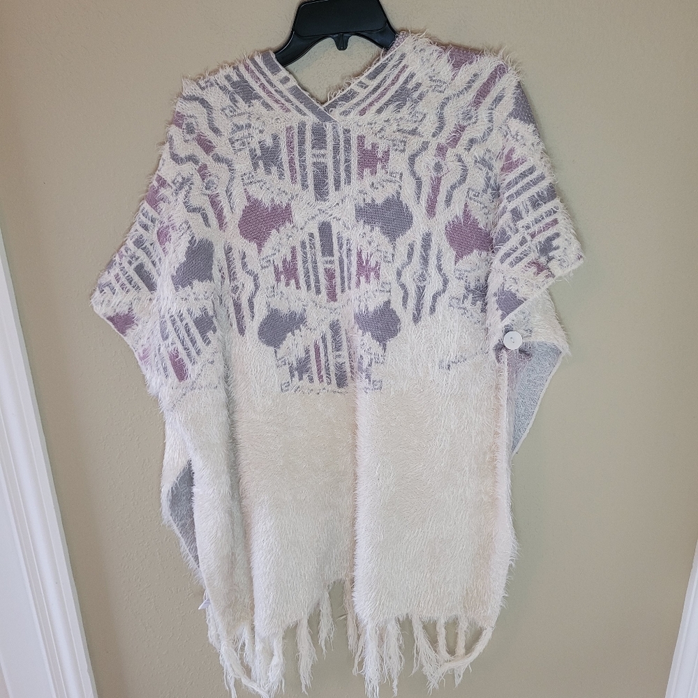 Yaira purple, gray, and cream poncho/cardigan. Eyelash knit Acrylic Blen… - Picture 9 of 9